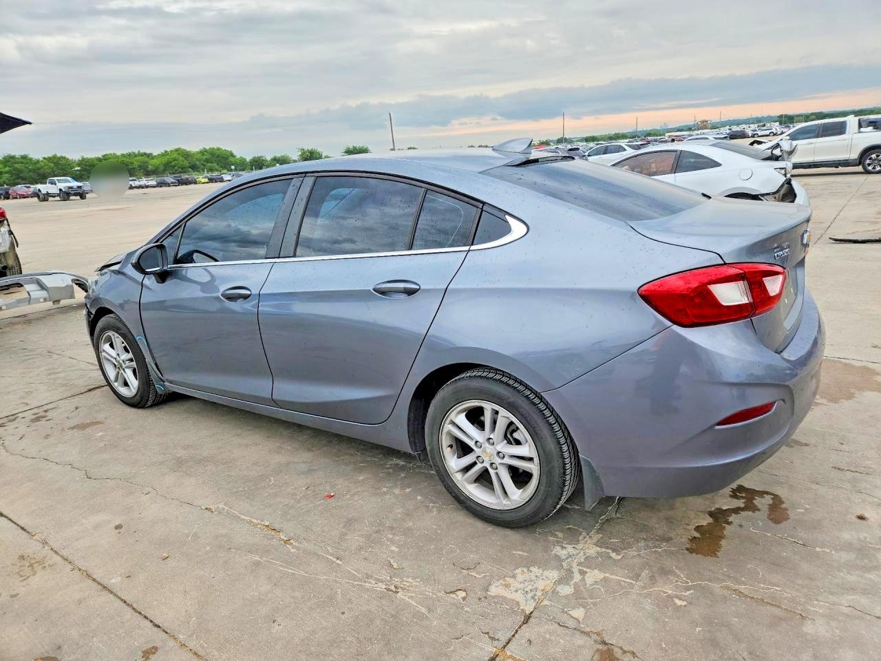 2018 CHEVROLET CRUZE LT — снимка 2