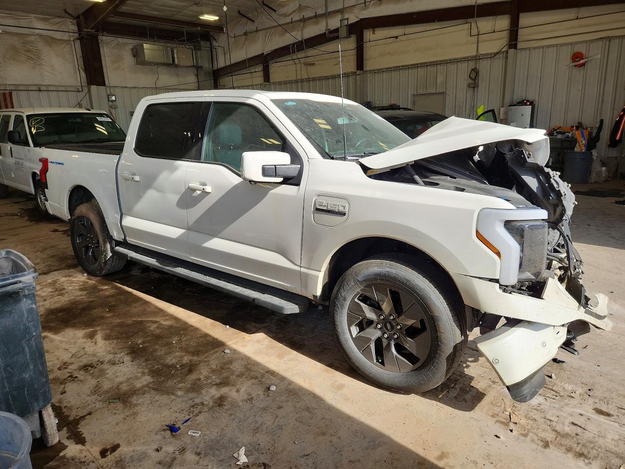 2023 FORD F150 LIGHTNING PRO — снимка 4