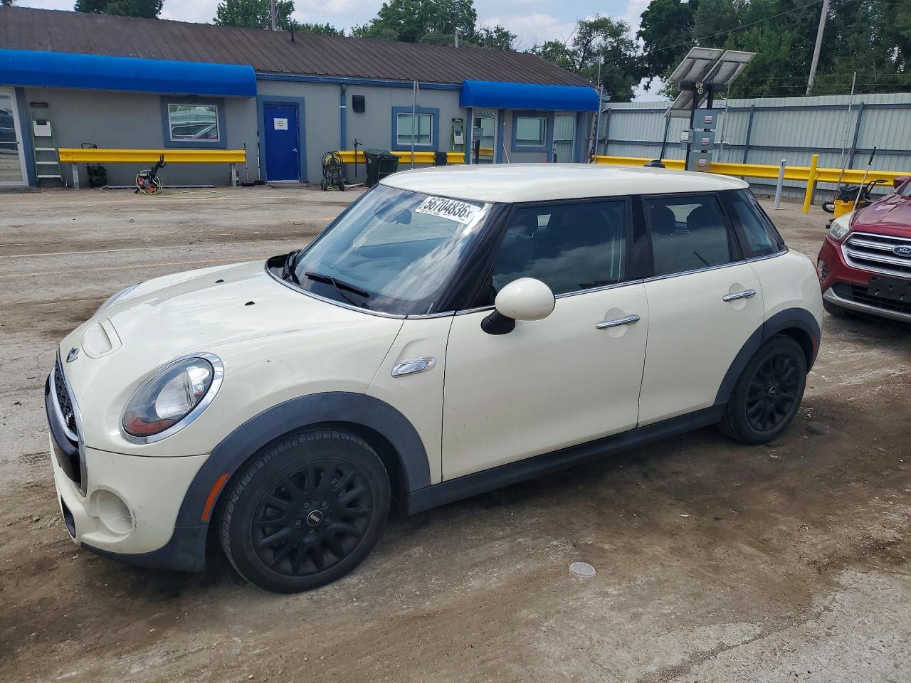 2016 MINI COOPER S