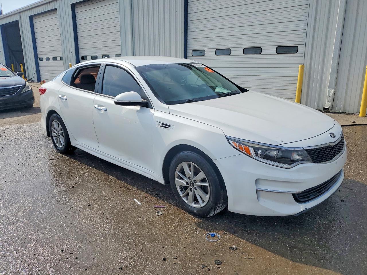 2017 KIA OPTIMA LX — снимка 4
