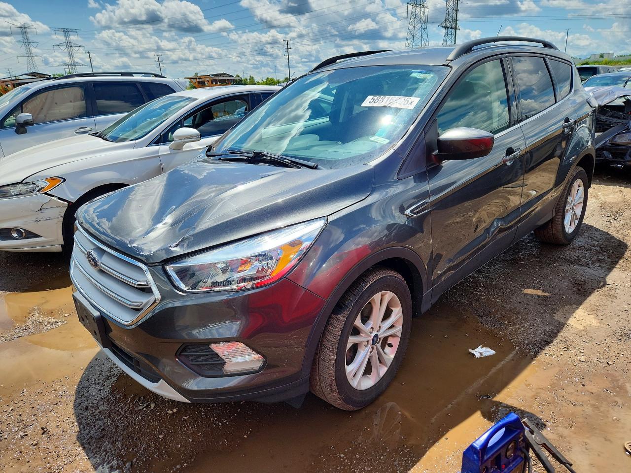 2018 FORD ESCAPE SE