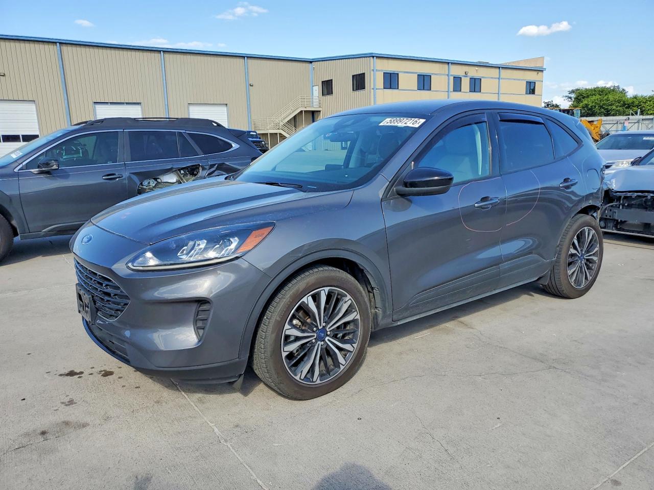 2021 FORD ESCAPE SE