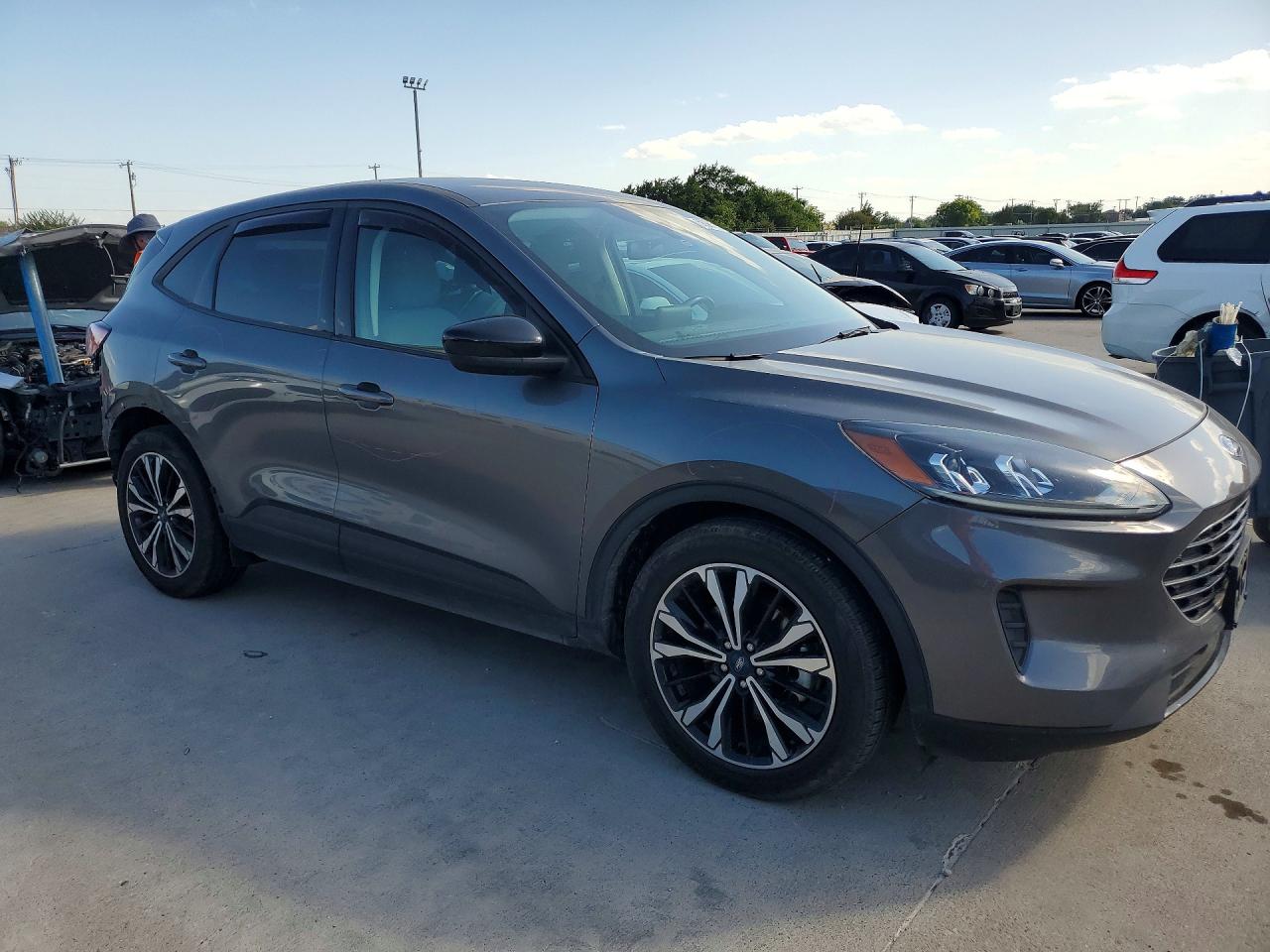 2021 FORD ESCAPE SE — снимка 4