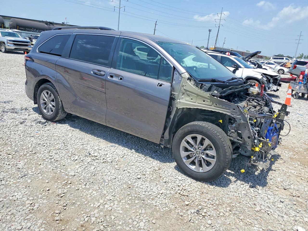 2023 TOYOTA SIENNA LE — снимка 4