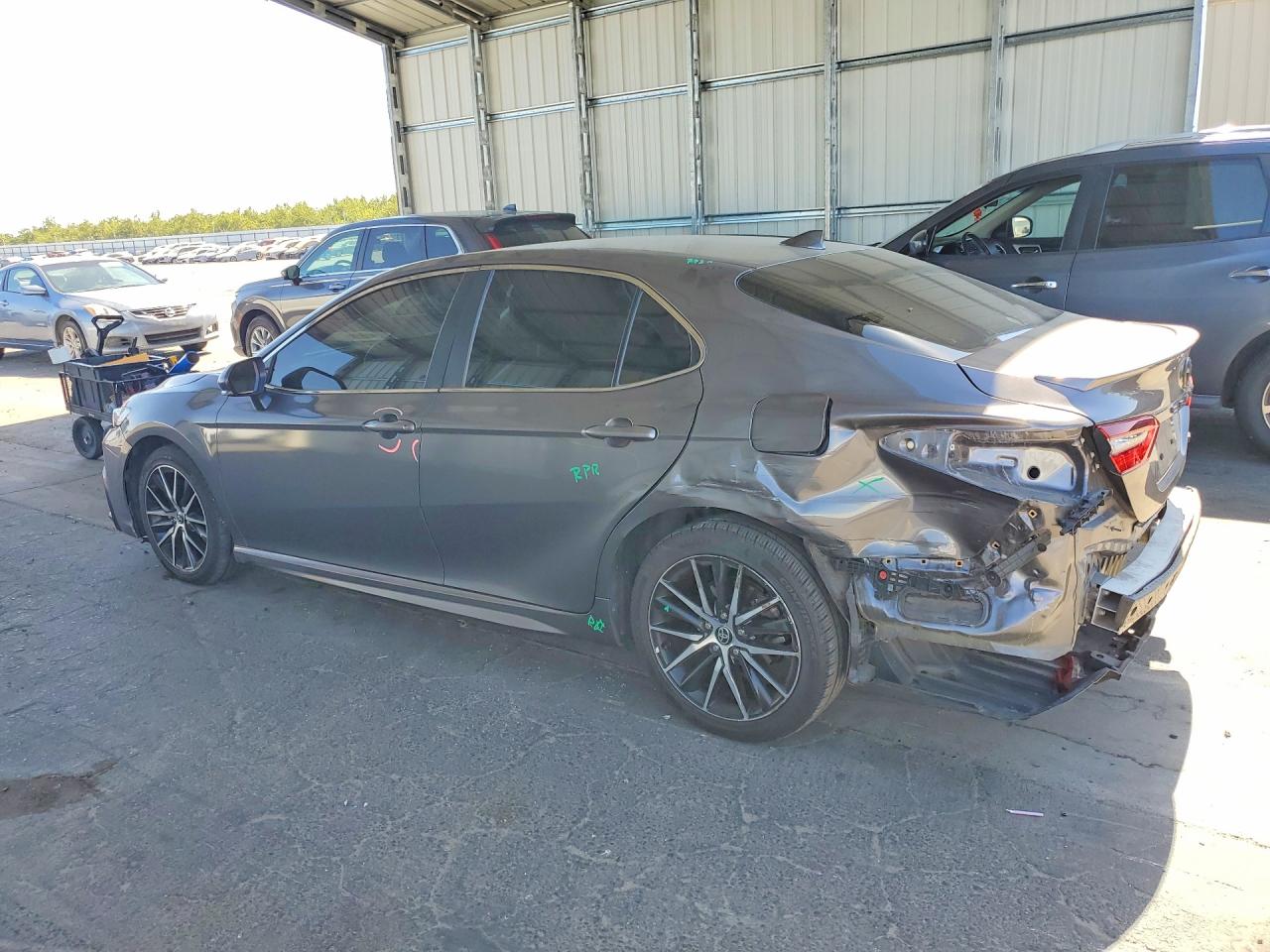 2023 TOYOTA CAMRY SE — снимка 2