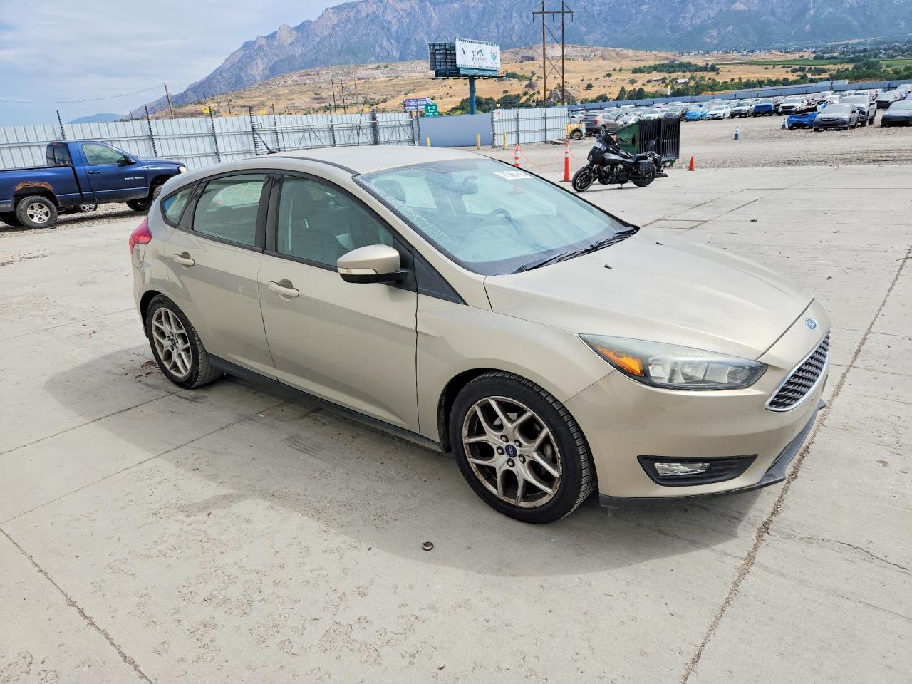 2015 FORD FOCUS SE — снимка 4