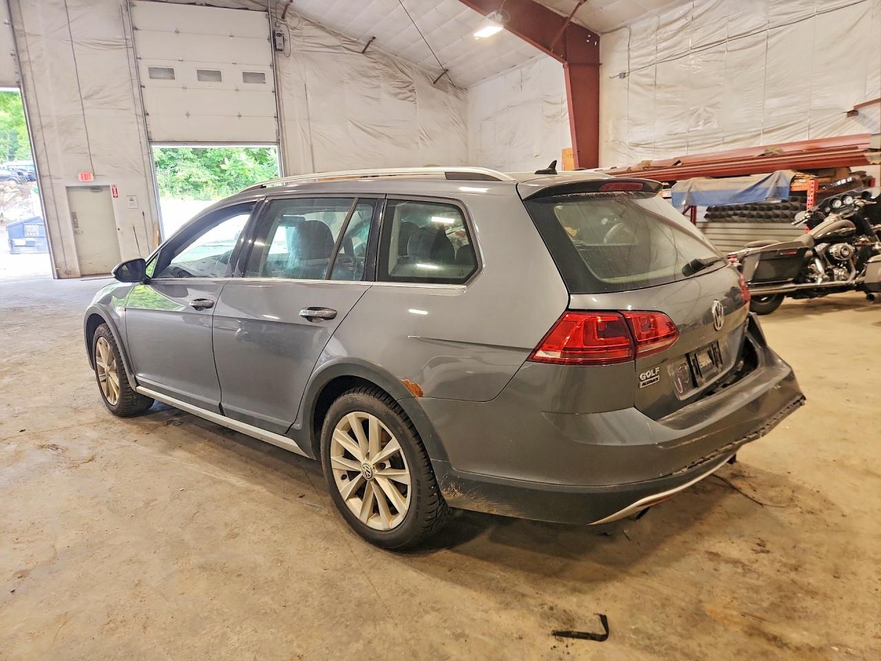 2017 VOLKSWAGEN GOLF ALLTRACK S — снимка 2