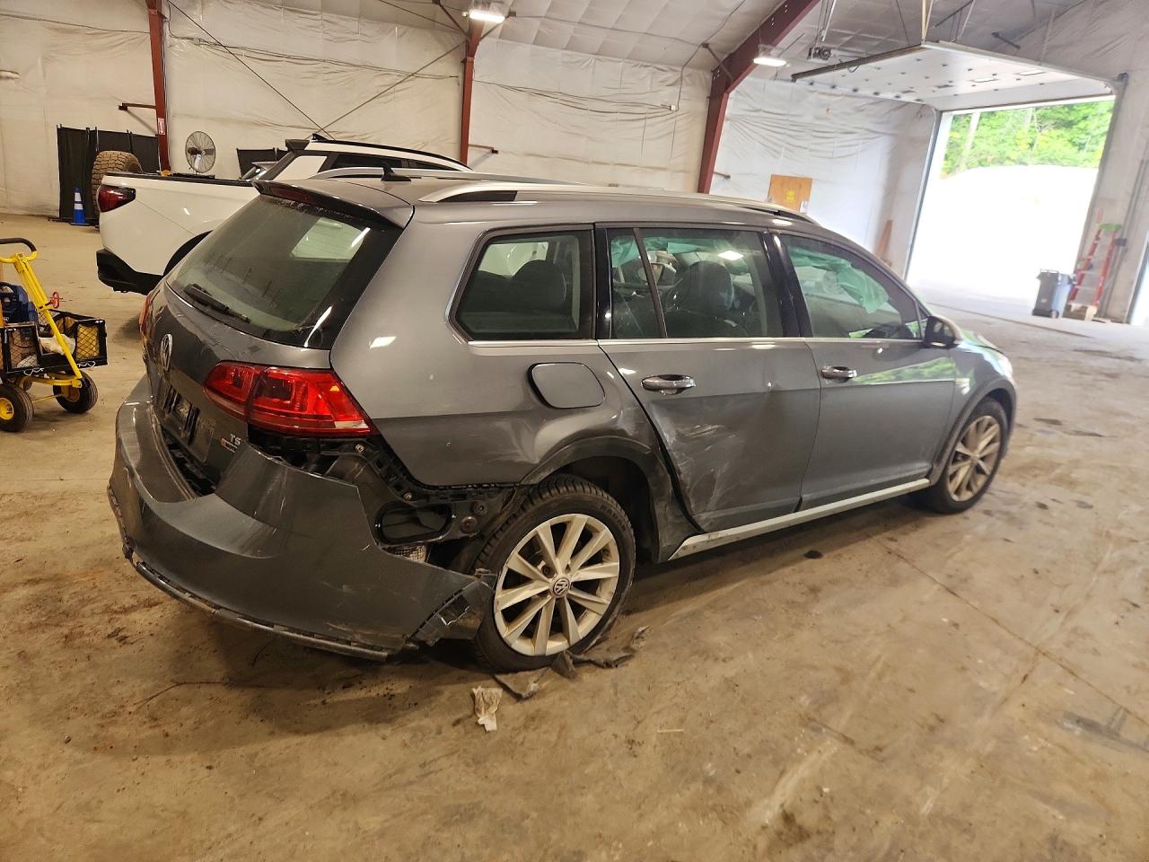 2017 VOLKSWAGEN GOLF ALLTRACK S — снимка 3
