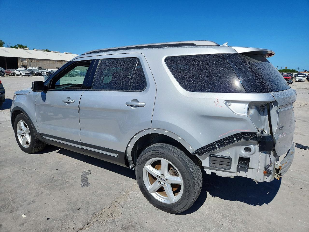 2019 FORD EXPLORER XLT — снимка 2
