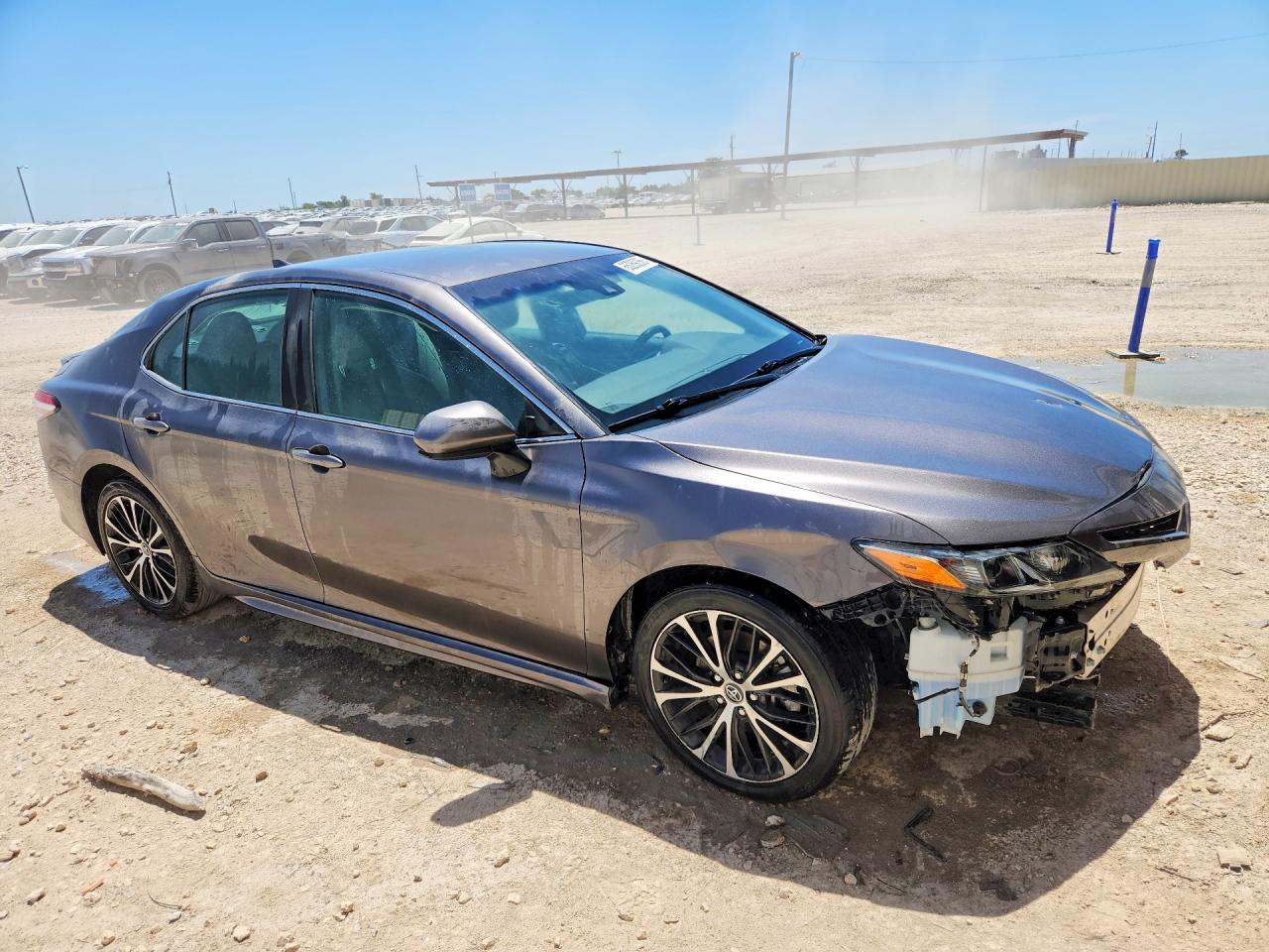 2020 TOYOTA CAMRY SE — снимка 4