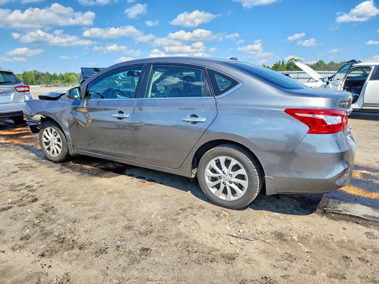 2019 NISSAN SENTRA SV — снимка 2