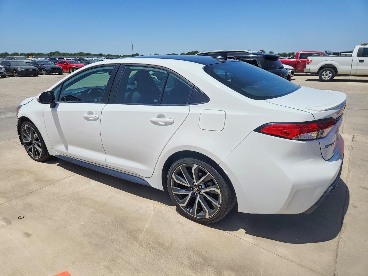 2021 TOYOTA COROLLA SE — снимка 2