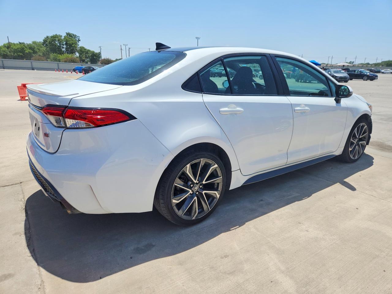 2021 TOYOTA COROLLA SE — снимка 3