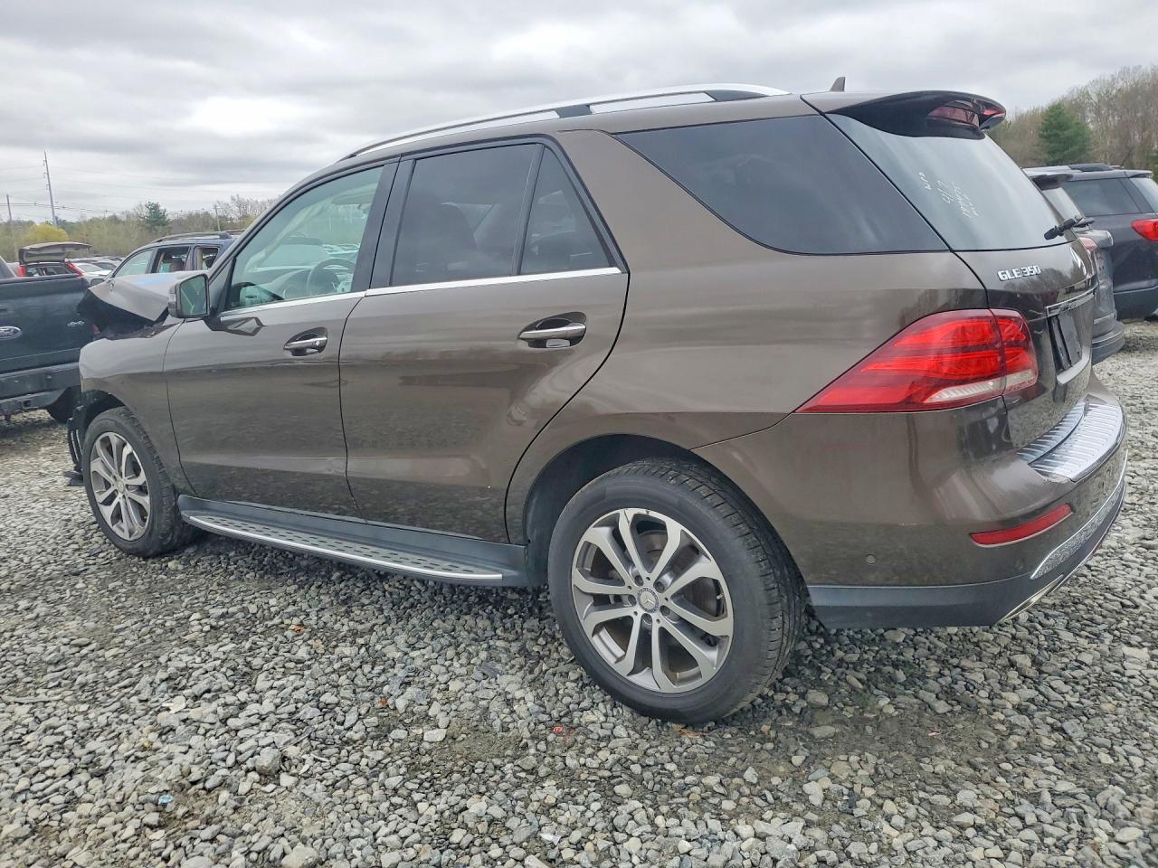 2017 MERCEDES-BENZ GLE 350 4MATIC — снимка 2