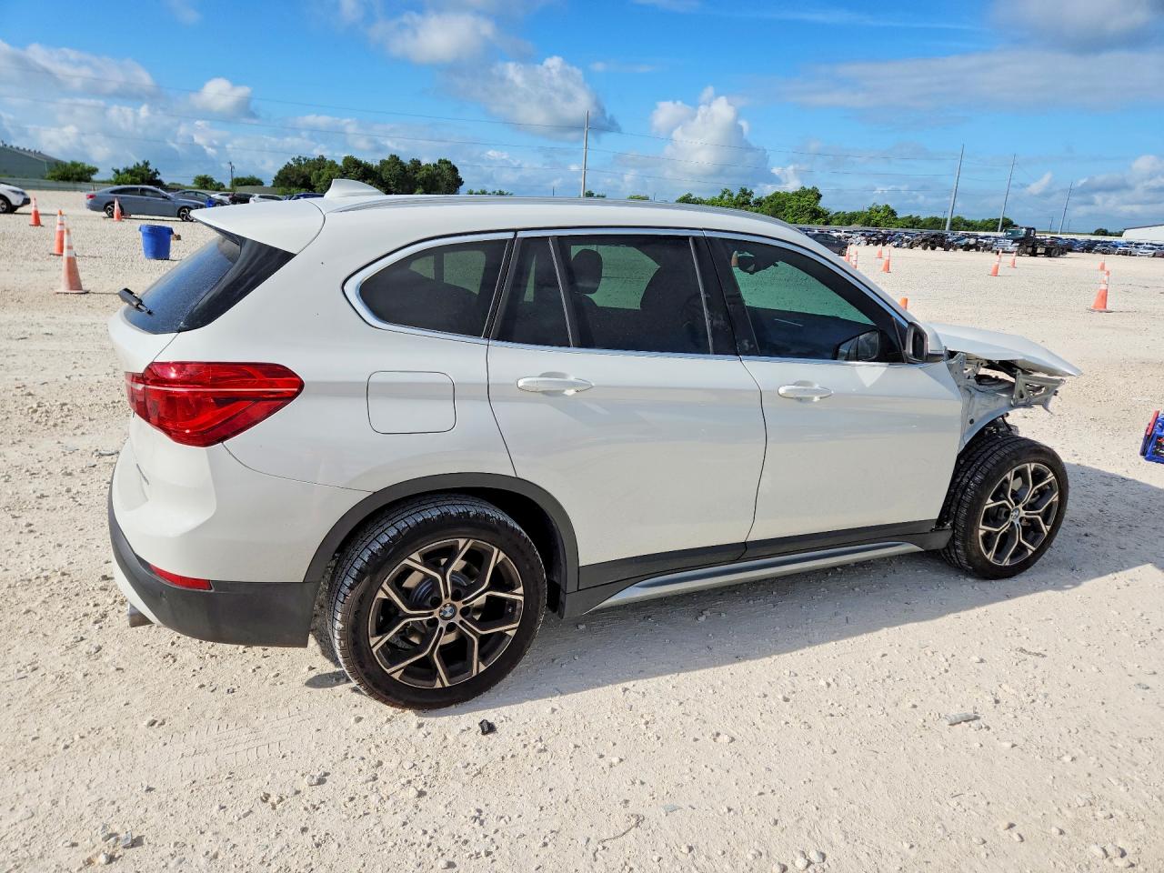 2021 BMW X1 SDRIVE28I — снимка 3