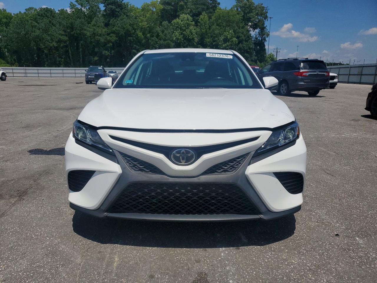 2020 TOYOTA CAMRY SE — снимка 5