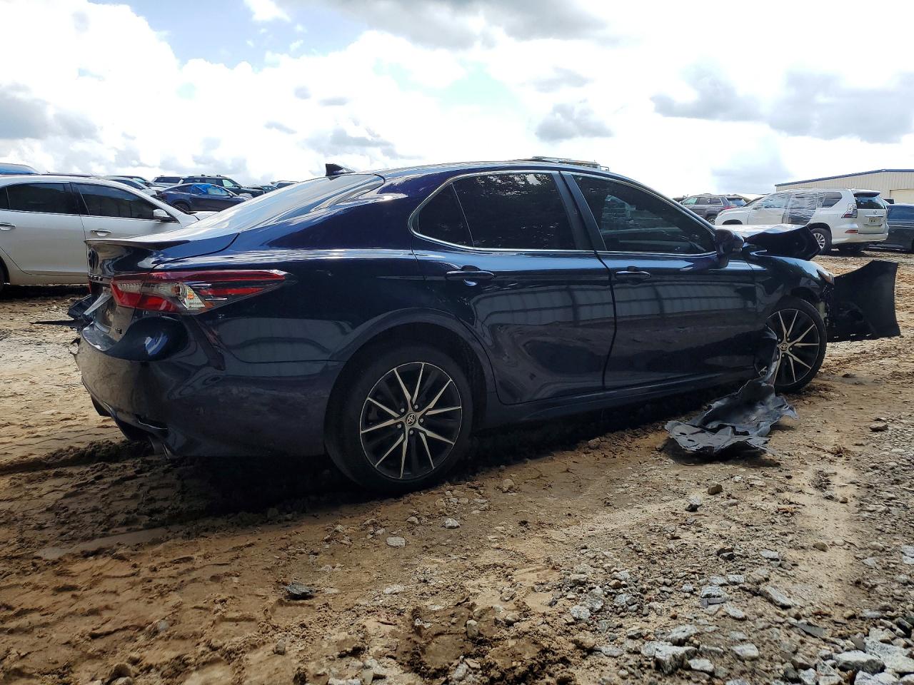 2021 TOYOTA CAMRY SE — снимка 3