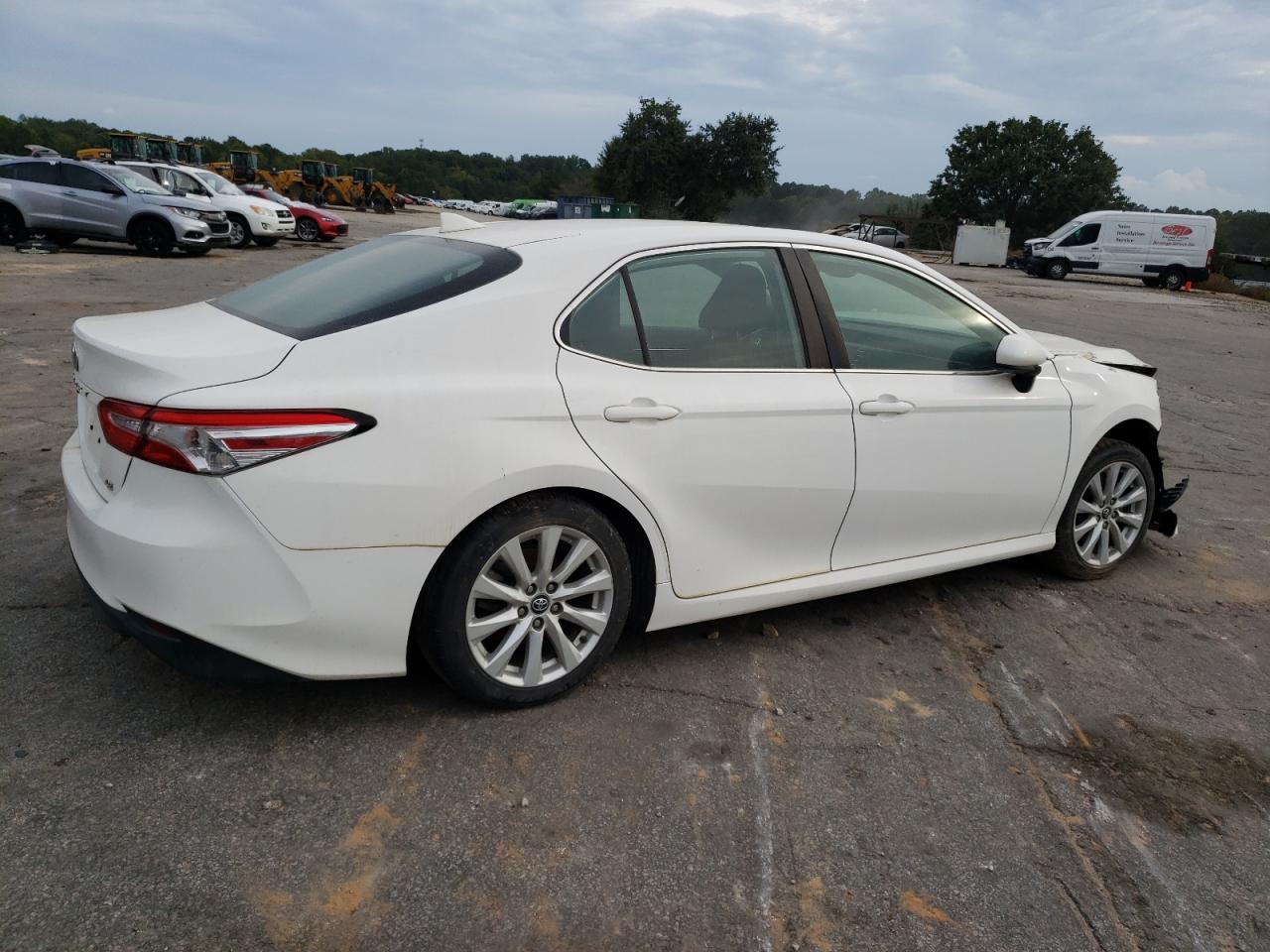 2020 TOYOTA CAMRY LE — снимка 3
