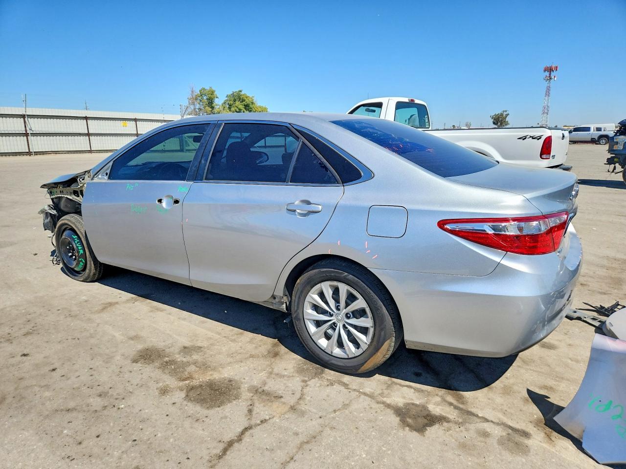 2017 TOYOTA CAMRY LE — снимка 2