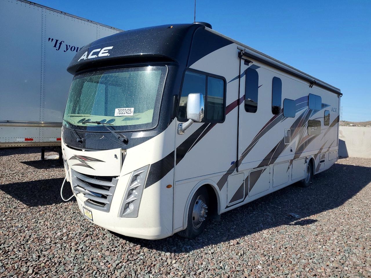 2021 FORD F53 — снимка 2