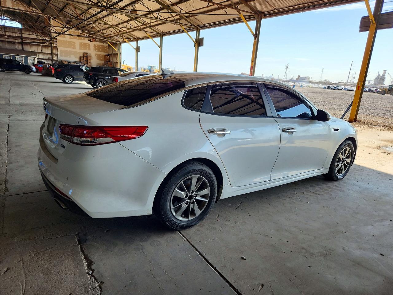 2017 KIA OPTIMA LX — снимка 3