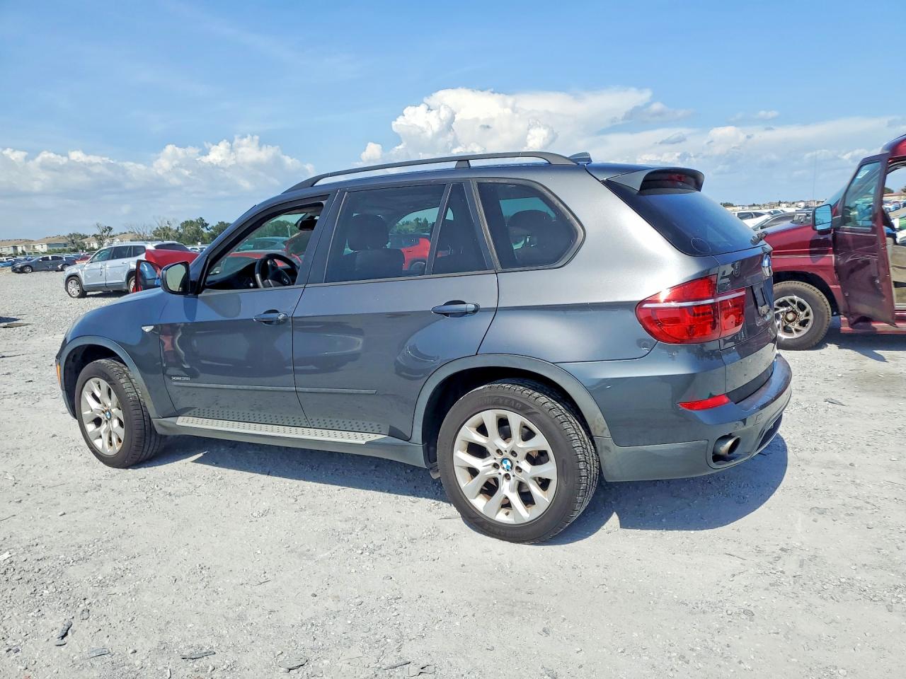 2013 BMW X5 XDRIVE35I — снимка 2