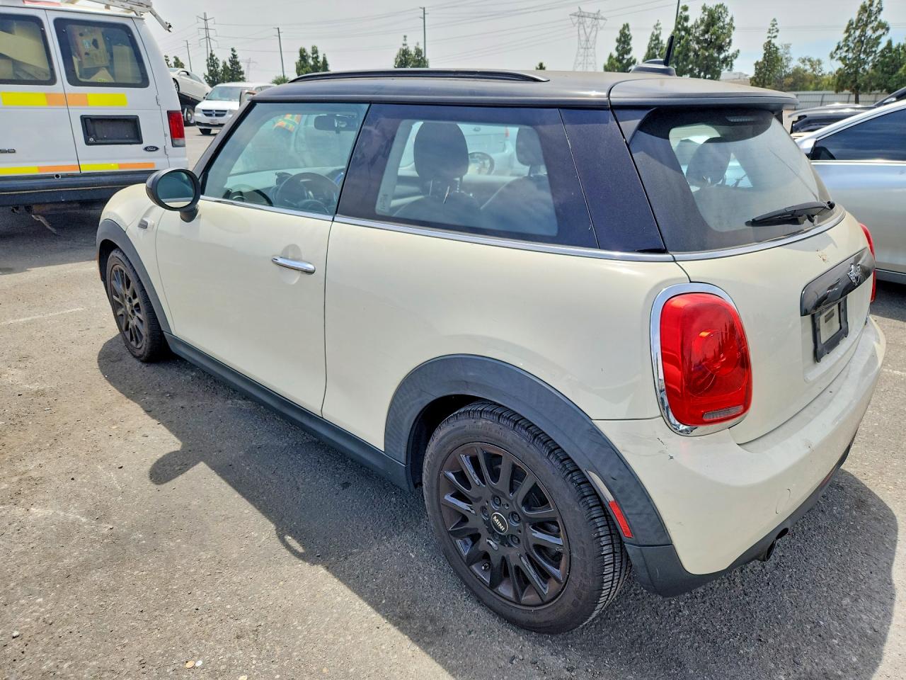 2016 MINI COOPER — снимка 2