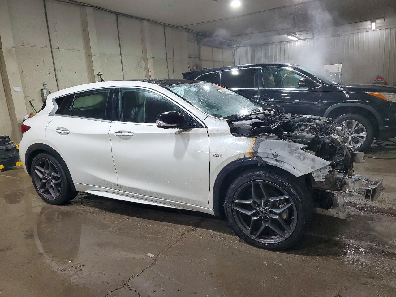 2017 INFINITI QX30 BASE/LUXURY/PREMIUM/SPORT — снимка 4
