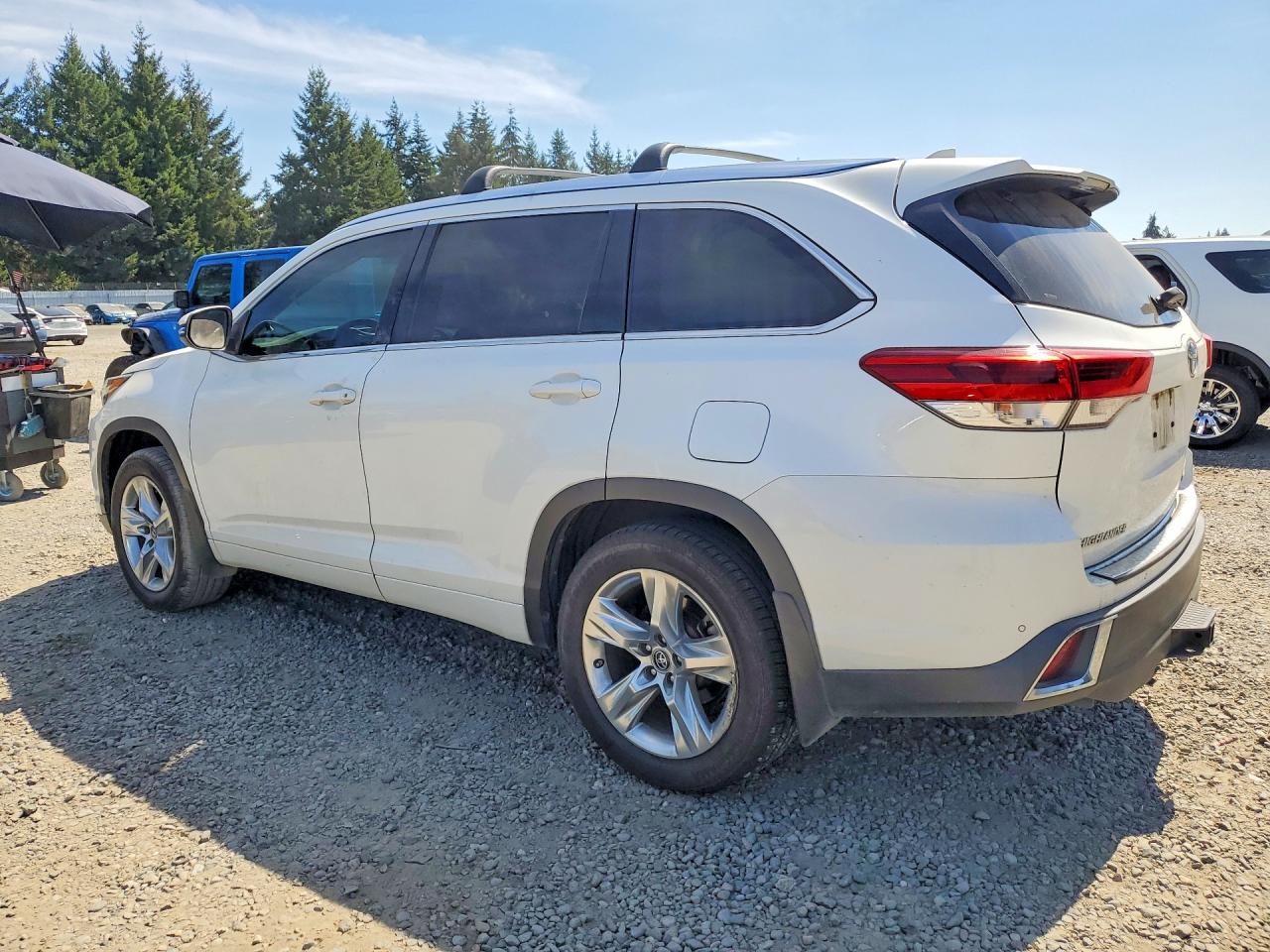 2017 TOYOTA HIGHLANDER LIMITED — снимка 2