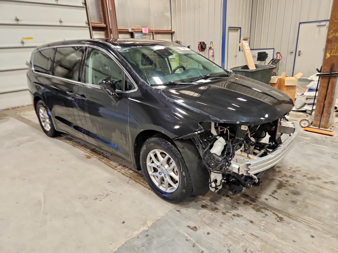 2023 CHRYSLER PACIFICA TOURING L — снимка 4