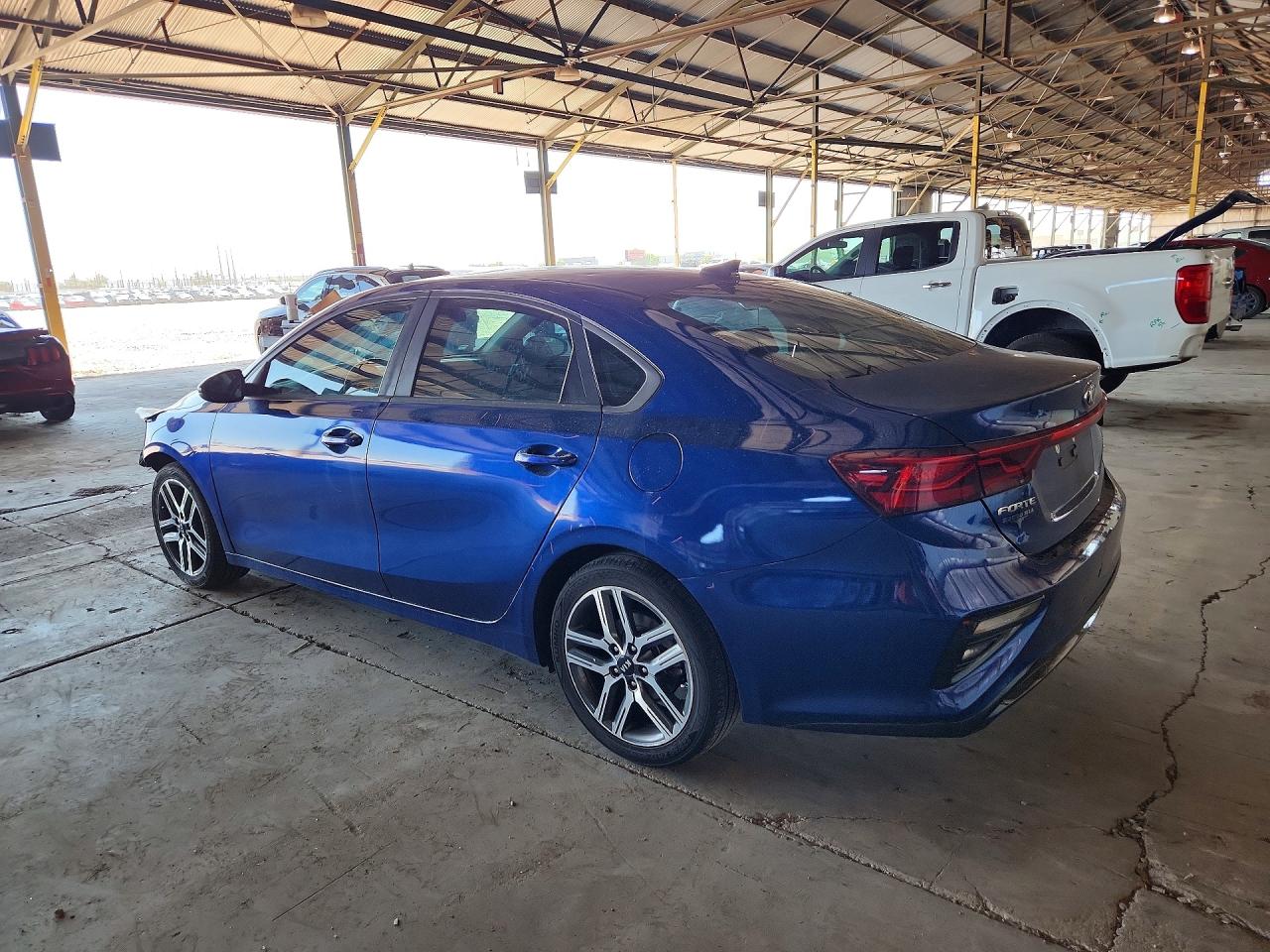 2019 KIA FORTE S — снимка 2