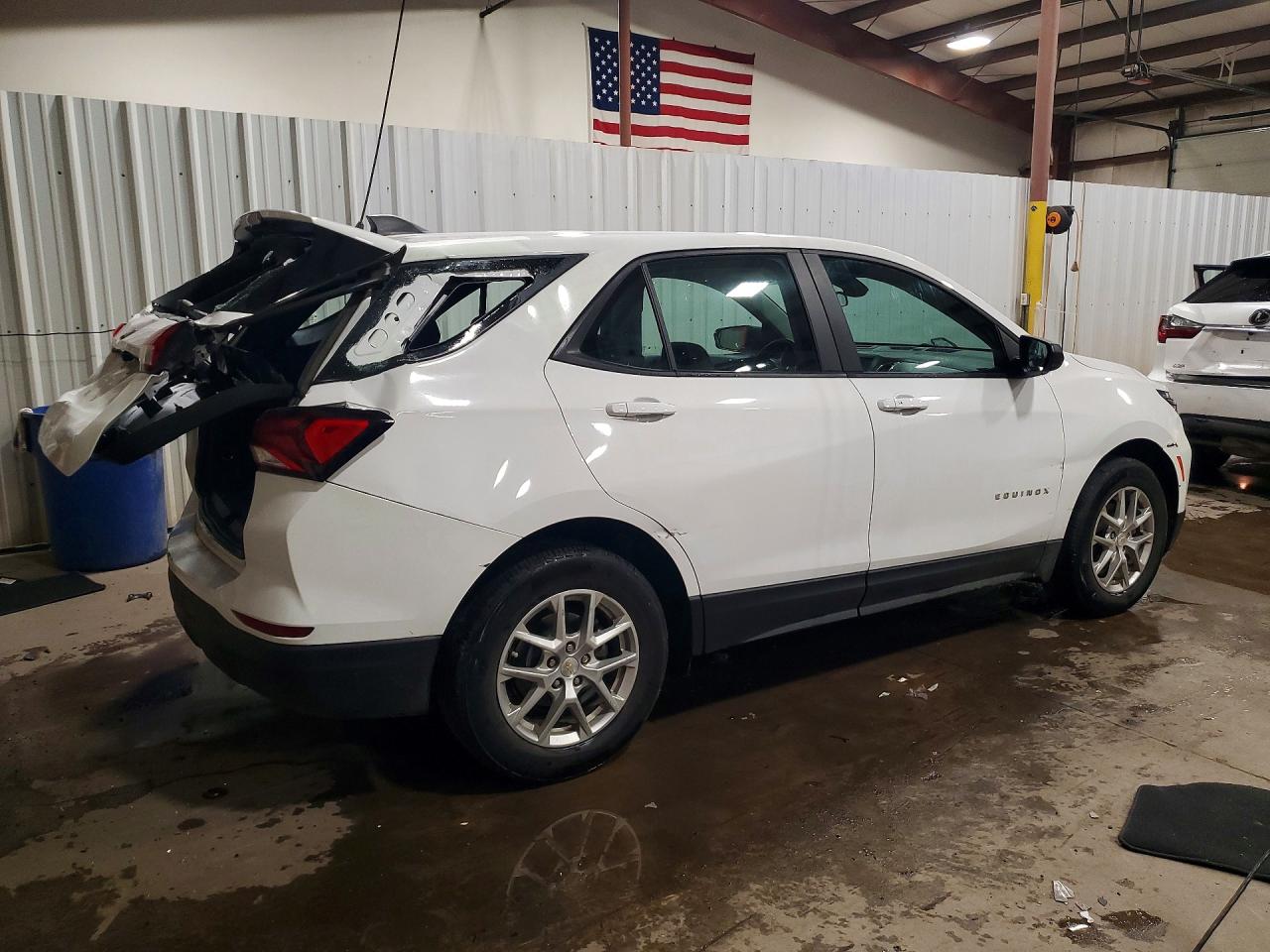 2023 CHEVROLET EQUINOX LS — снимка 3