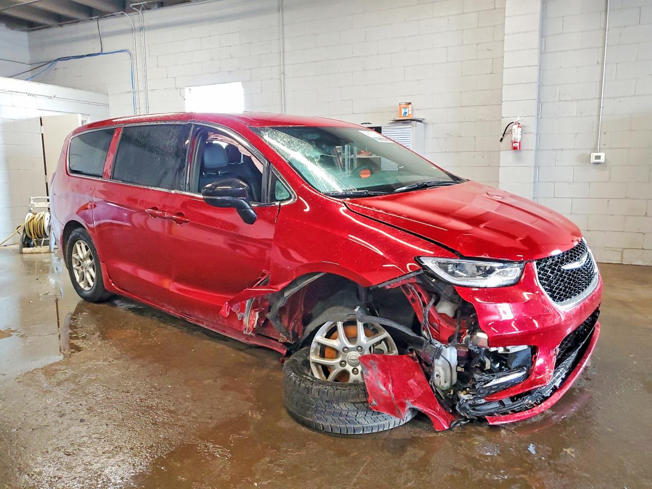 2025 CHRYSLER PACIFICA SELECT — снимка 4