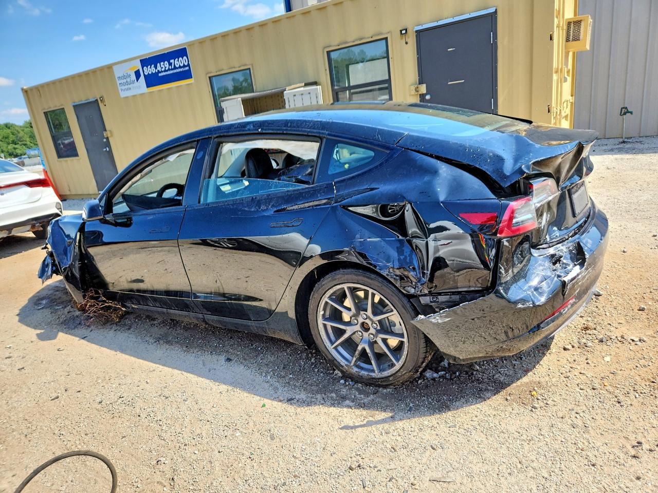 2022 TESLA MODEL 3 — снимка 2