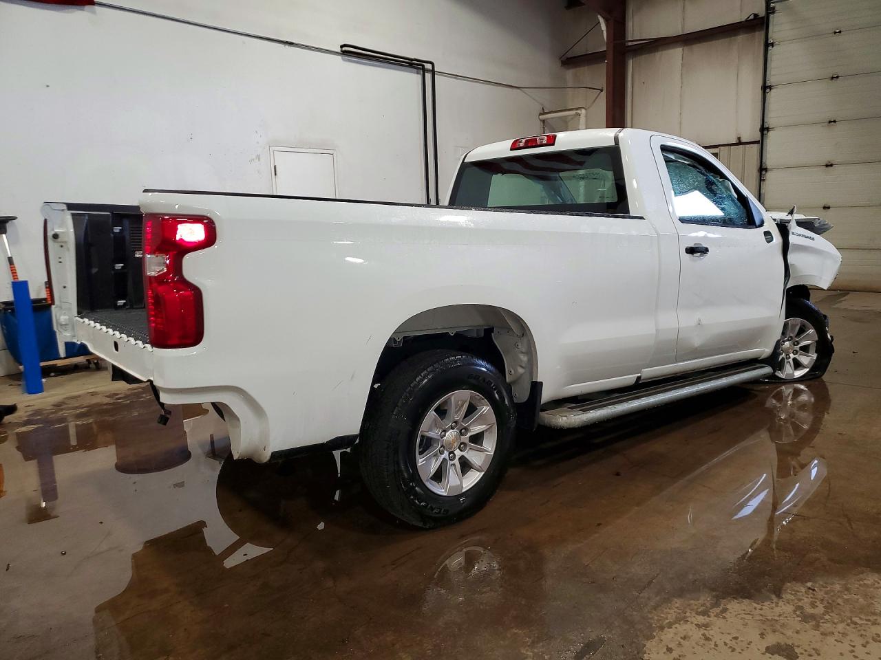 2026 CHEVROLET SILVERADO C1500 — снимка 3
