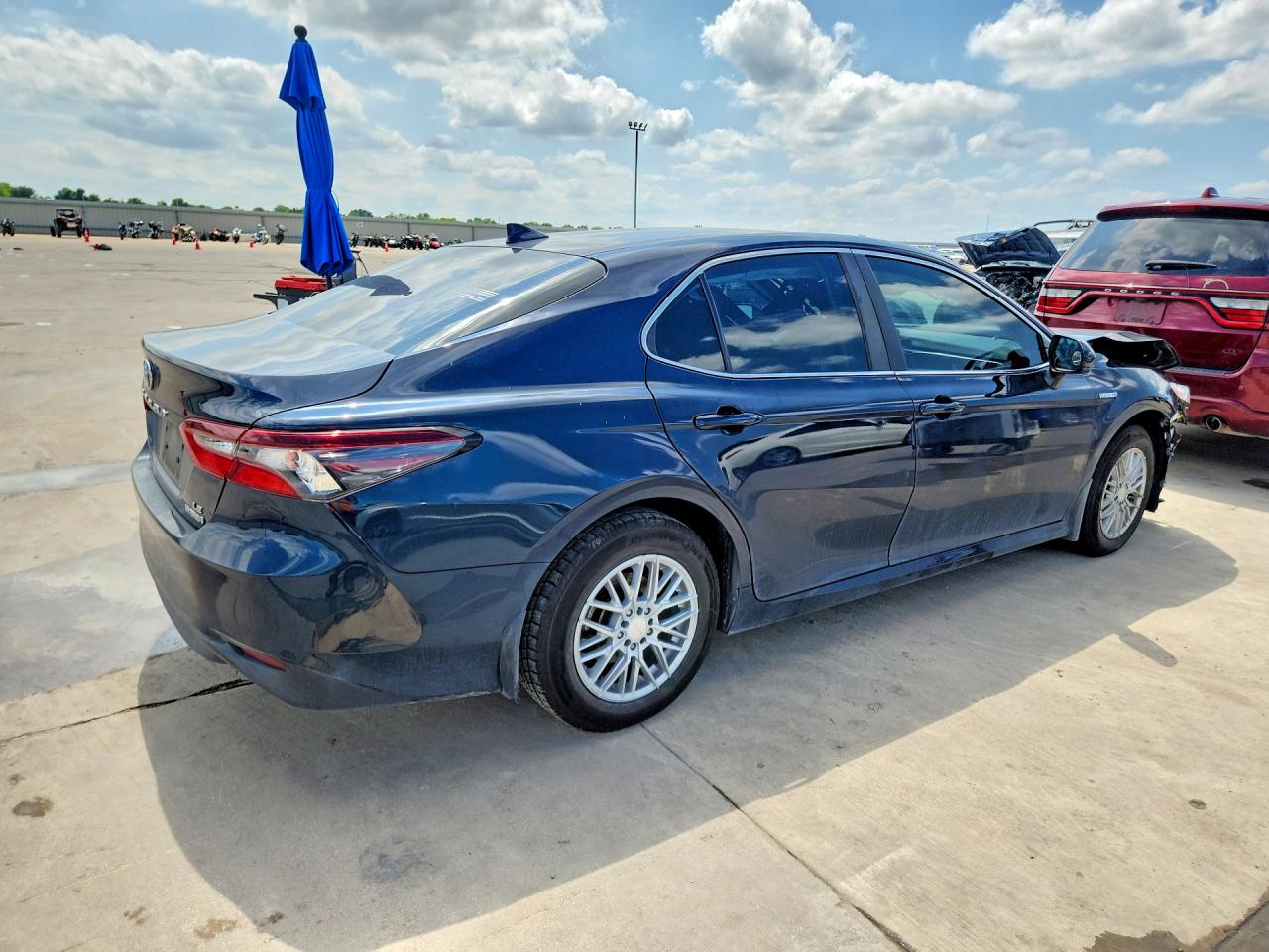 2021 TOYOTA CAMRY LE — снимка 3