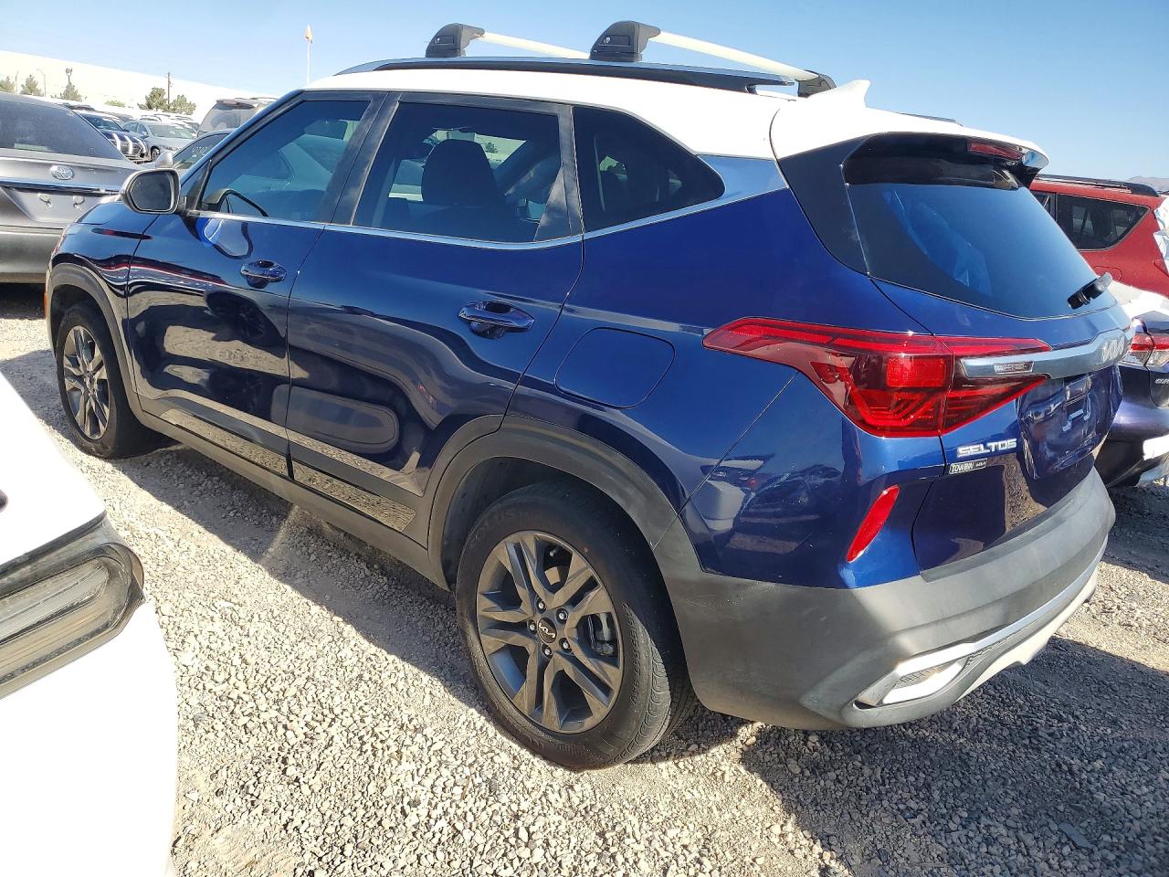 2023 KIA SELTOS S — снимка 2