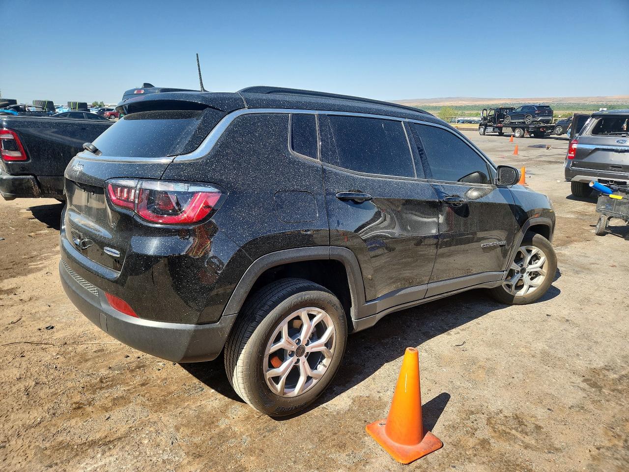 2025 JEEP COMPASS LATITUDE — снимка 3