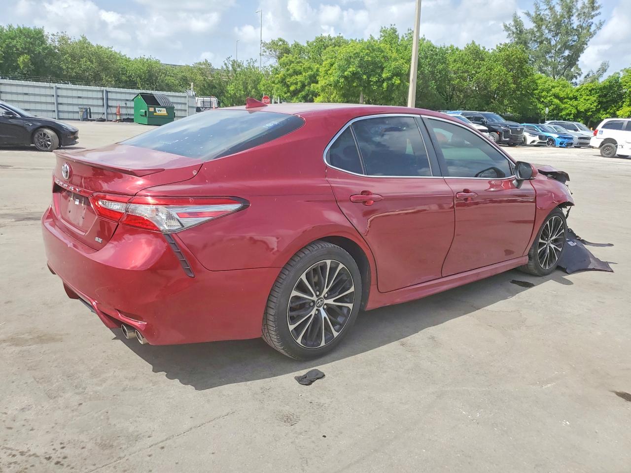 2018 TOYOTA CAMRY SE — снимка 3