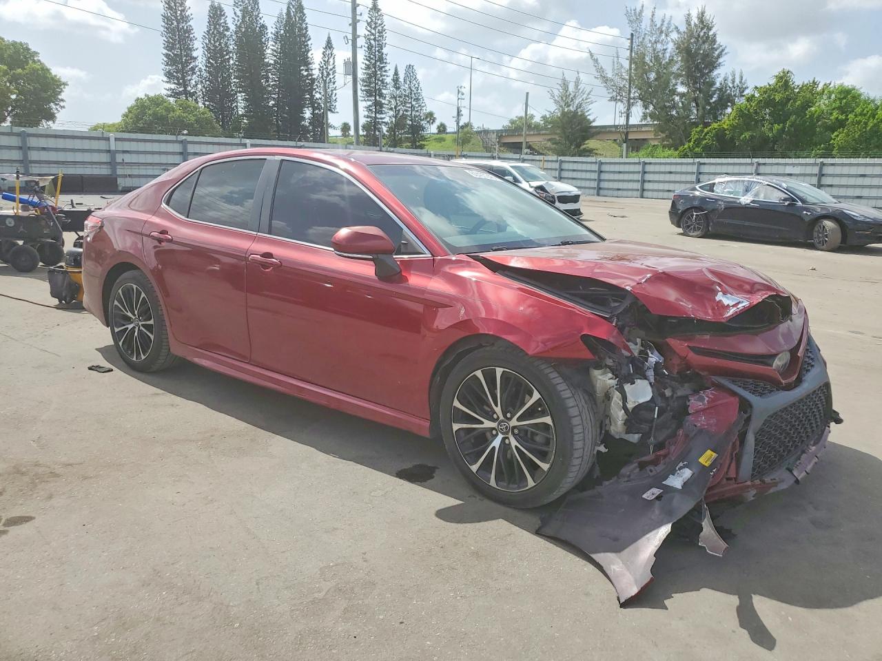 2018 TOYOTA CAMRY SE — снимка 4