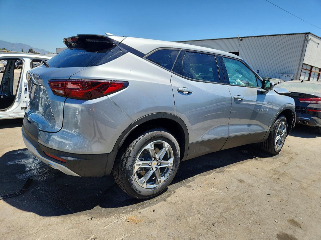 2026 CHEVROLET BLAZER 2LT — снимка 3