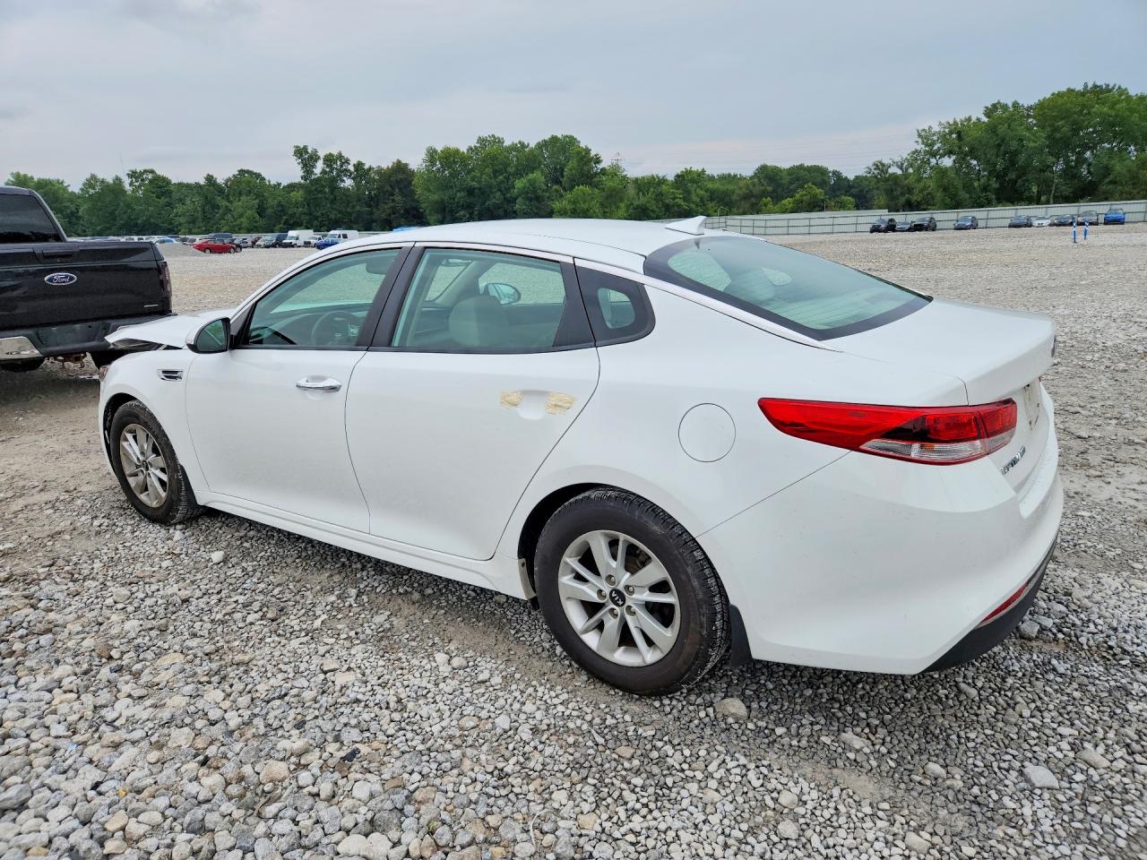 2016 KIA OPTIMA LX — снимка 2