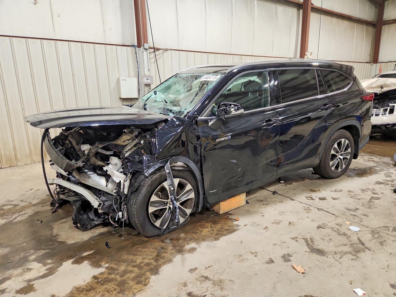2021 TOYOTA HIGHLANDER HYBRID XLE