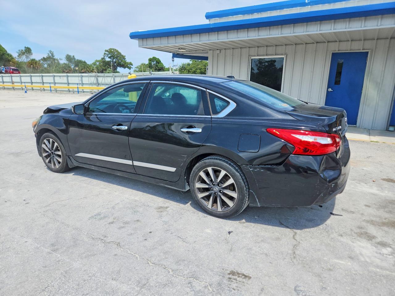 2016 NISSAN ALTIMA 2.5 SV — снимка 2