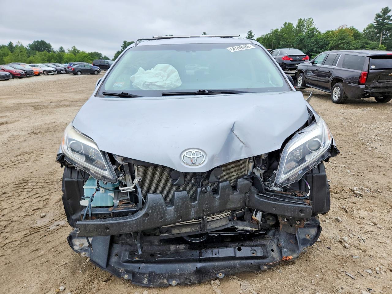 2015 TOYOTA SIENNA LIMITED PREMIUM 7-PASSENGER — снимка 5