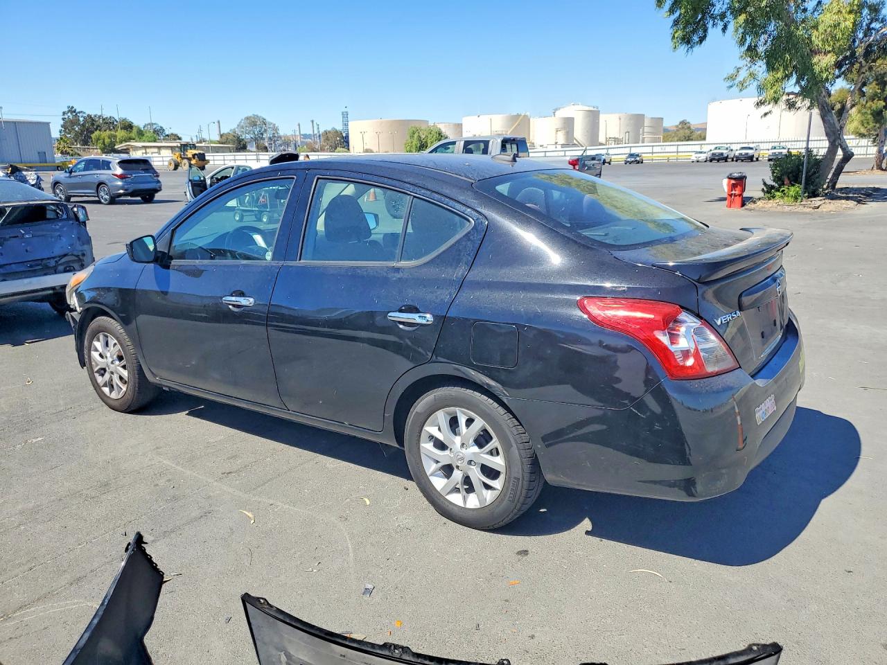 2018 NISSAN VERSA SV — снимка 2