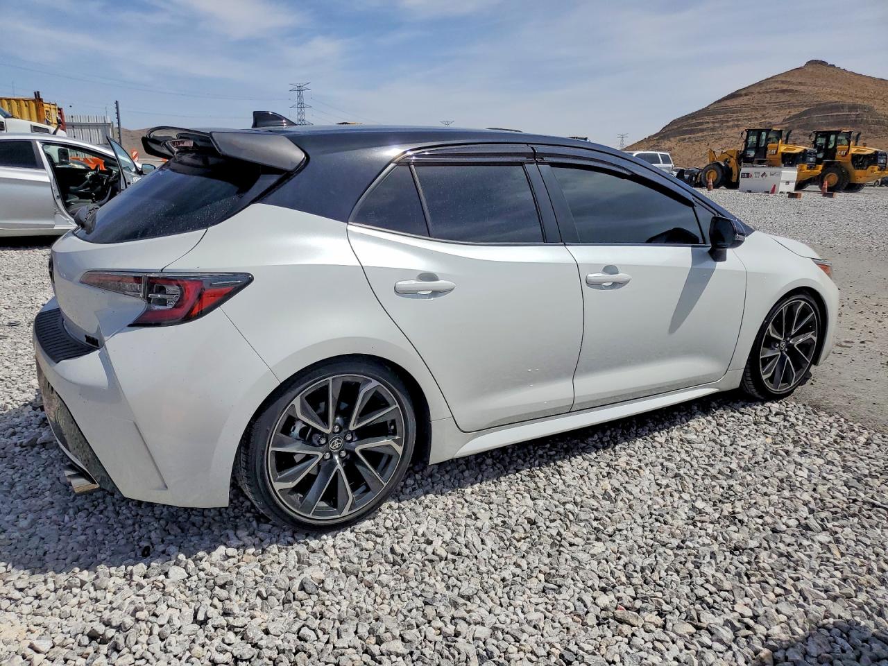 2021 TOYOTA COROLLA XSE — снимка 3