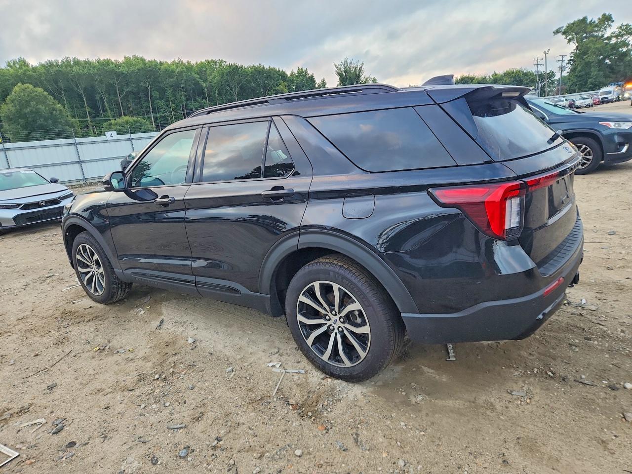 2026 FORD EXPLORER ST-LINE — снимка 2