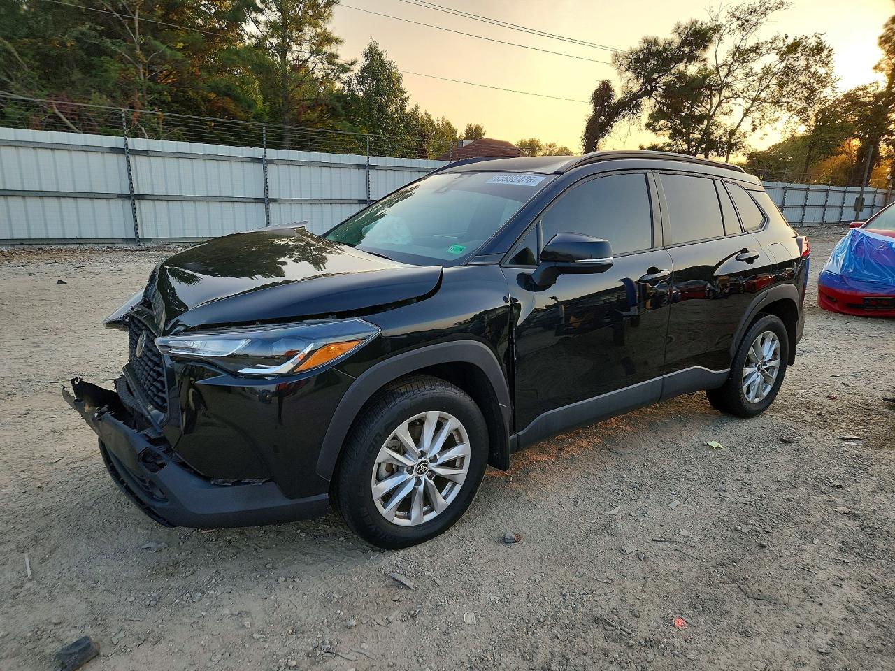 2022 TOYOTA COROLLA CROSS LE