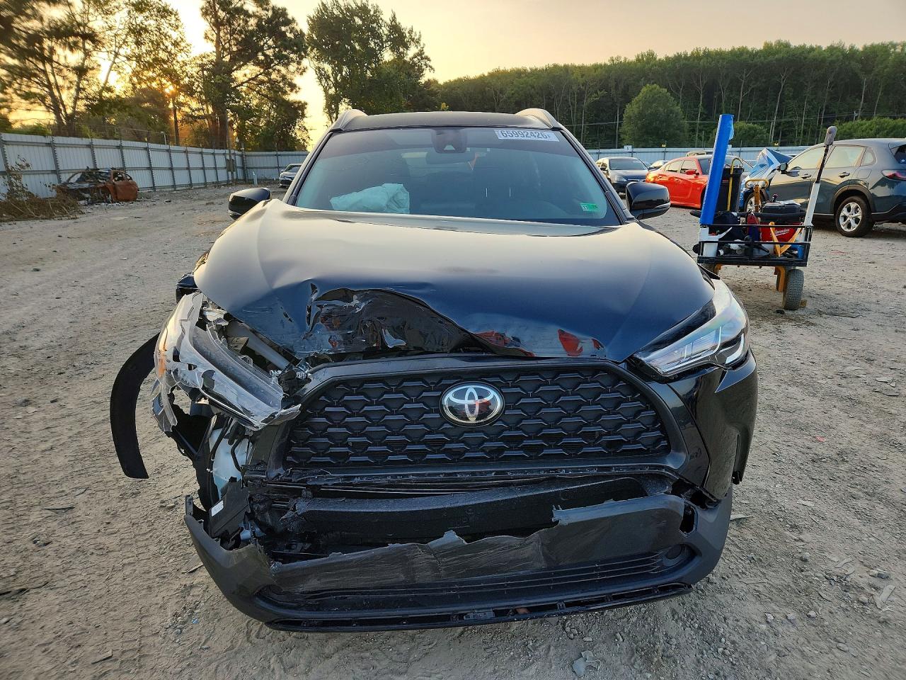 2022 TOYOTA COROLLA CROSS LE — снимка 5